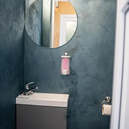 Ξενοδοχείο Belvedere 2*